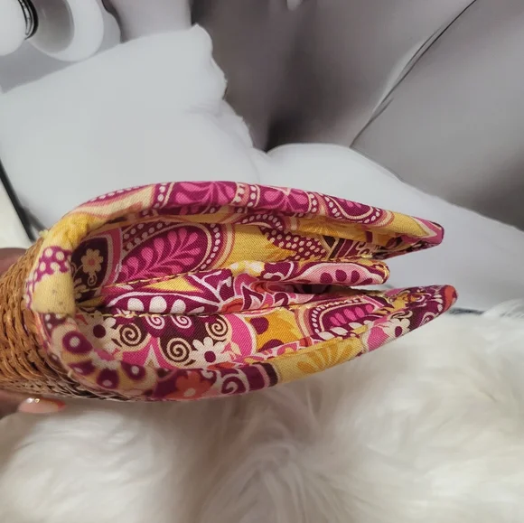 Vera Bradley Women’s Tiki Clutch Bali Gold Sz M Floral Chunky Coco Shell Button - Picture 3 of 8